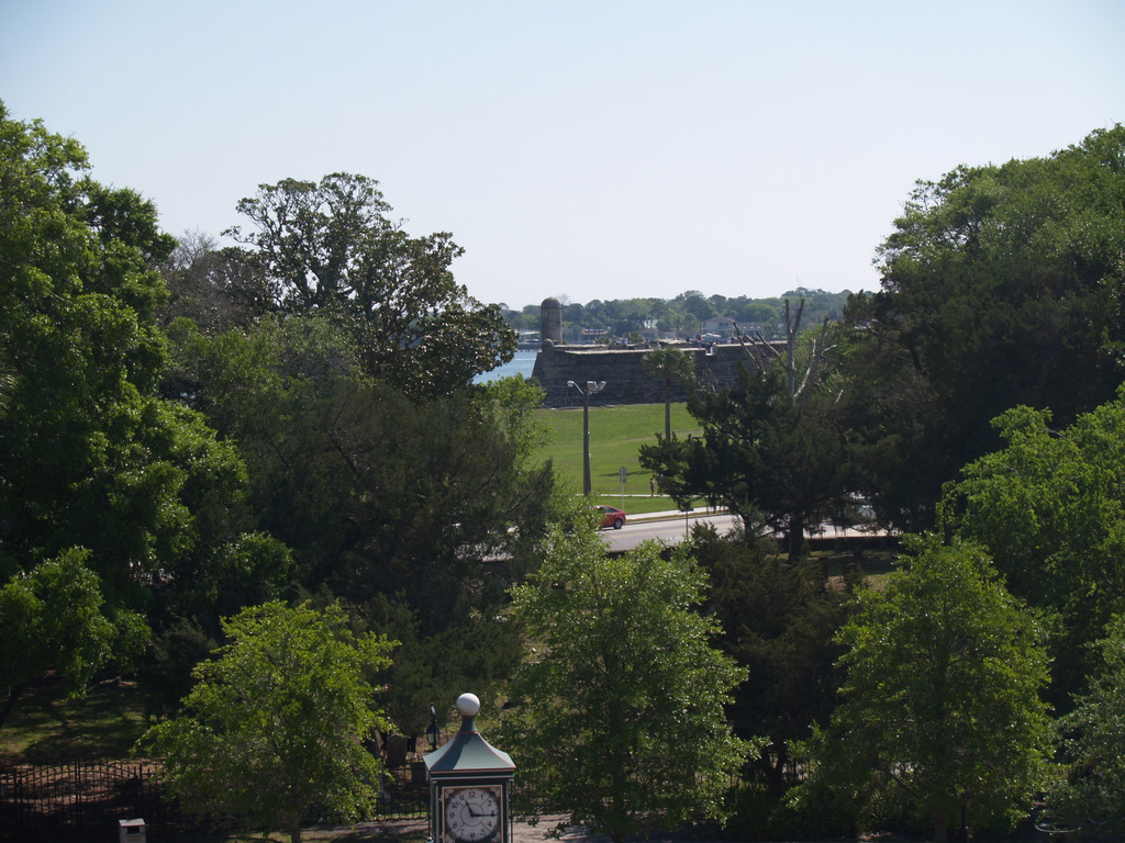The distant Castillo